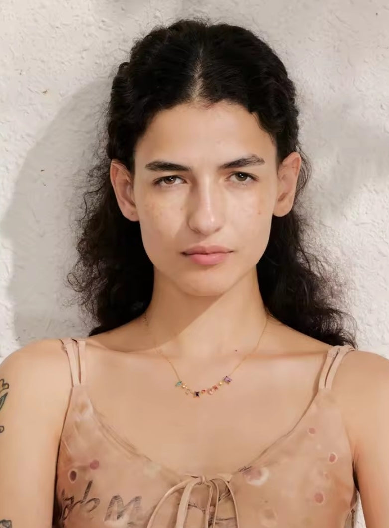 Marine | Collier pendentif lumière irisée