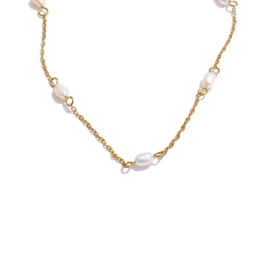 Nuance | Minimalist Pearl Sparkle Necklace