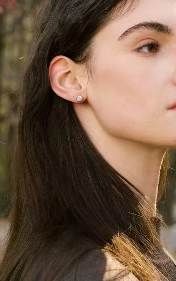 Mya | Boucles d'oreille Clous Rondes