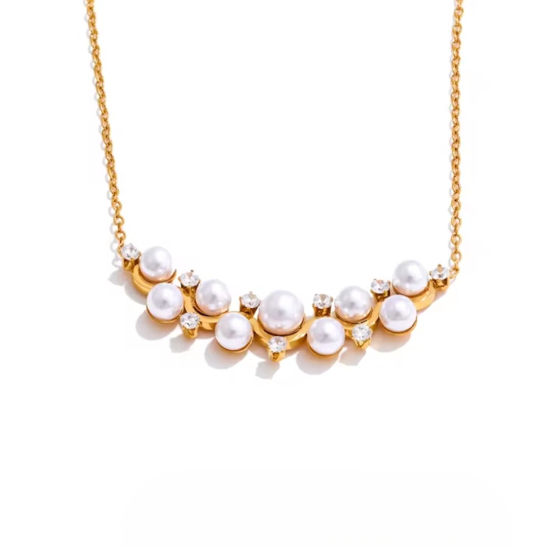 Janne | Pearl and sparkling rhinestone necklace